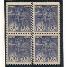 0146-100Rs Pró-Juventude em quadra com denteação vertical dupla