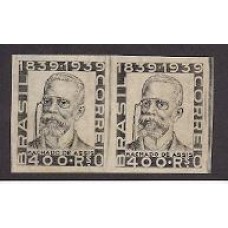 0152SD- 400Rs Machado de Assis, em par sem denteação.