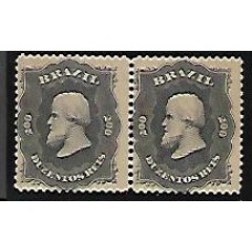 28- 200Rs D.Pedro barba preta,  par novo sem goma