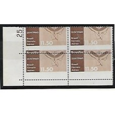 A-096-Cr$11,50, Inauguração de Brasilia, em quadra, com denteação deslocada, canto de folha