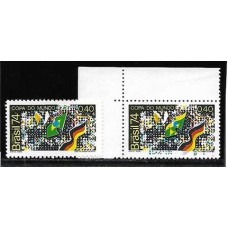 0853-Homenagem á Alemanha campeã da Copa do Mundo de 1974, c/ azul e lilás deslocados 