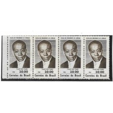 0514-Visita do Presidente do Senegal, Leopold Sedar Senghor, em tira de 4 selos com emenda de bobina