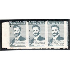 0529-Centenário de Epitacio Pessoa, tira de 3 selos com denteação deslocada