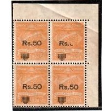 K-12-  50/700Rs Condor, emissão provisória , quadra  nova com falta parcial da sobrecarga no selo superior direito em decorrência de dobra na denteação ( orelha) .Muito rara